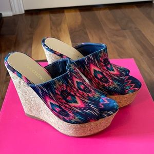 Shoe Dazzel wedged slip ons